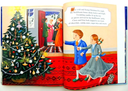 Magical Christmas Stories (with twinkly lights)  9