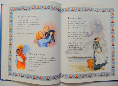 Mother & Child Treasury (Selected by Shirley Hughes)  6