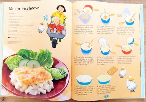 Usborne Farmyard Tales Children's Cookbook  5
