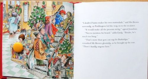 Paddington and the Christmas Surprise  2